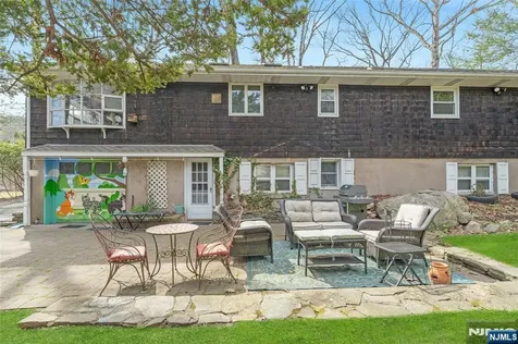 70 Skyline Drive Oakland NJ 07436
