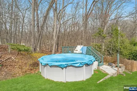 70 Skyline Drive Oakland NJ 07436