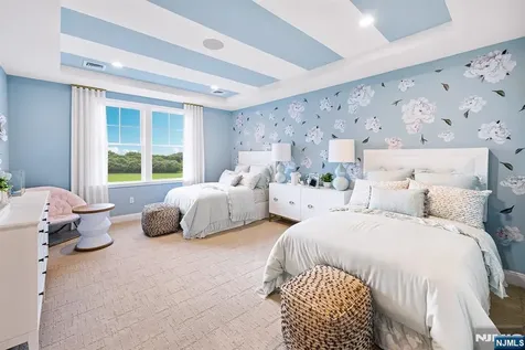 15 Muirfield River Vale NJ 07675