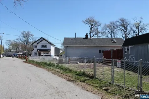 235 Alpine Way South Amboy NJ 08879