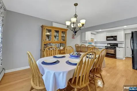 16 Maple Hill Road Clifton NJ 07013