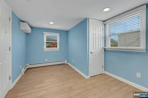 16 Maple Hill Road Clifton NJ 07013