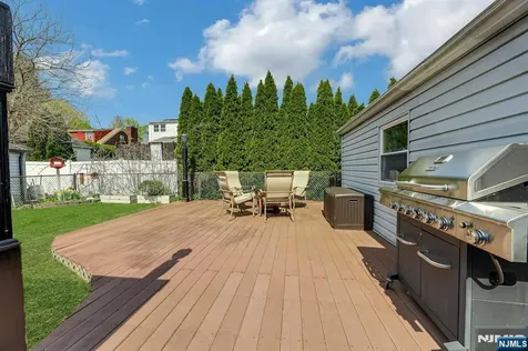 16 Maple Hill Road Clifton NJ 07013