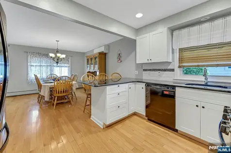 16 Maple Hill Road Clifton NJ 07013