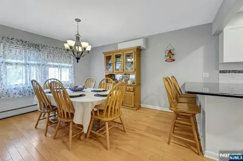 16 Maple Hill Road Clifton NJ 07013