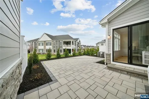 21 Muirfield Lane River Vale NJ 07675