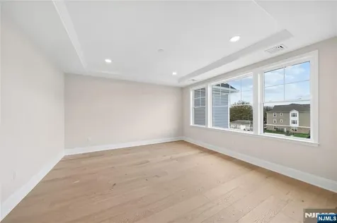 21 Muirfield Lane River Vale NJ 07675