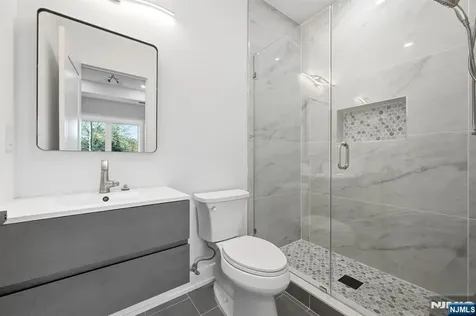 11 Elmwood Court Livingston NJ 07039