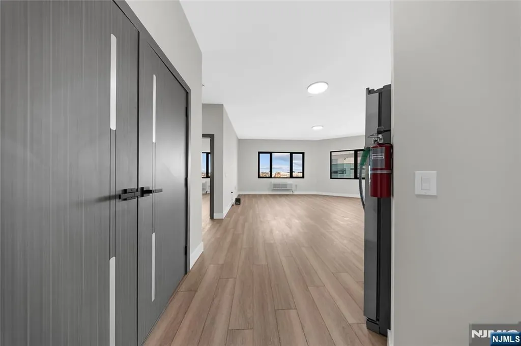 87-89 Mary Paterson NJ 07503