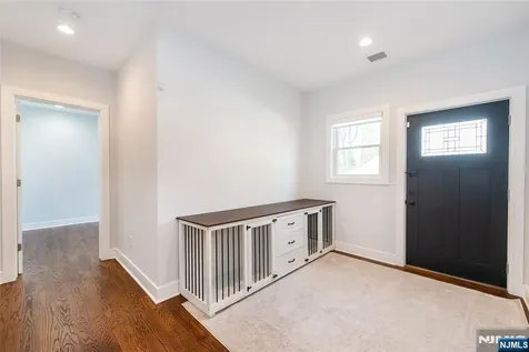 8 Broad Street Demarest NJ 07627