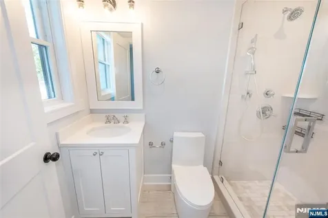 8 Broad Street Demarest NJ 07627