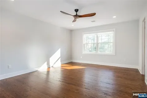 8 Broad Street Demarest NJ 07627