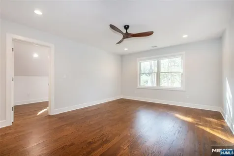 8 Broad Street Demarest NJ 07627