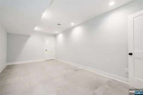 8 Broad Street Demarest NJ 07627