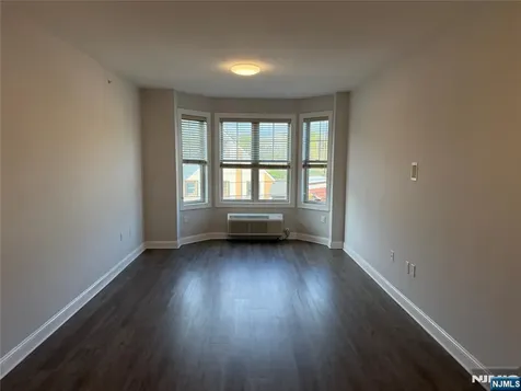 40 Park Avenue Park Ridge NJ 07656