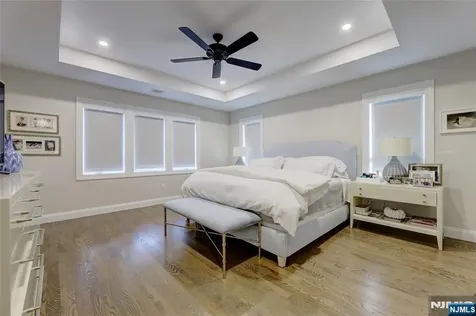 63 Sunset Lane Tenafly NJ 07670