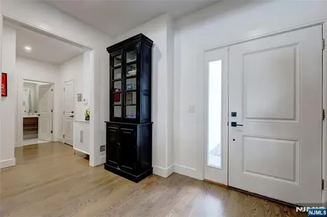 63 Sunset Lane Tenafly NJ 07670