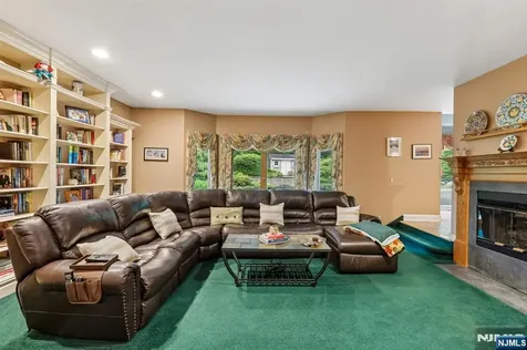 128 Rutherford Road Mahwah NJ 07430