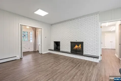 44 Deerfield Terrace Mahwah NJ 07430