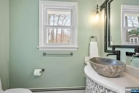 44 Deerfield Terrace Mahwah NJ 07430