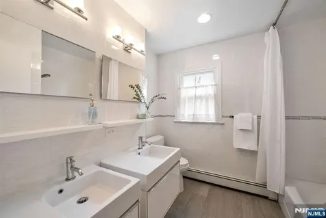 44 Deerfield Terrace Mahwah NJ 07430