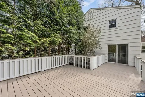 44 Deerfield Terrace Mahwah NJ 07430