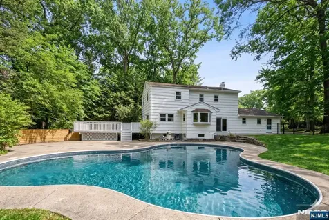44 Deerfield Terrace Mahwah NJ 07430