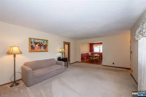 293 Maitland Avenue Paterson NJ 07502