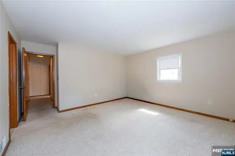 293 Maitland Avenue Paterson NJ 07502
