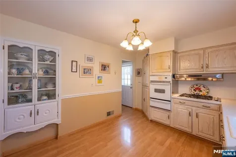 293 Maitland Avenue Paterson NJ 07502