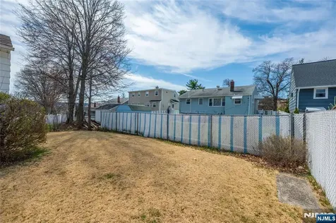293 Maitland Avenue Paterson NJ 07502