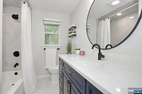 30 Brookfield Road Dumont NJ 07628
