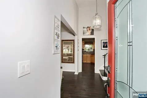 30 Brookfield Road Dumont NJ 07628