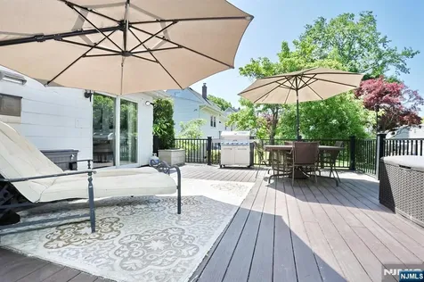 30 Brookfield Road Dumont NJ 07628
