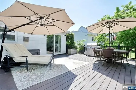 30 Brookfield Road Dumont NJ 07628