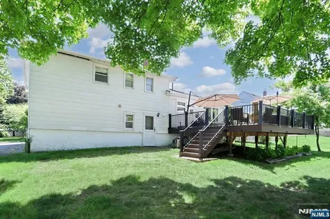 30 Brookfield Road Dumont NJ 07628