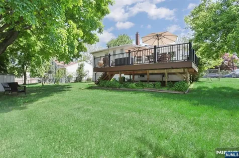 30 Brookfield Road Dumont NJ 07628