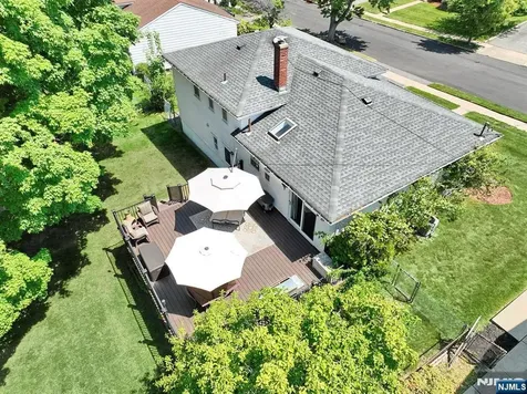 30 Brookfield Road Dumont NJ 07628