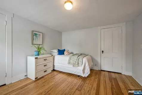 484 Pulis Avenue Franklin Lakes NJ 07417