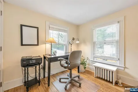 484 Pulis Avenue Franklin Lakes NJ 07417