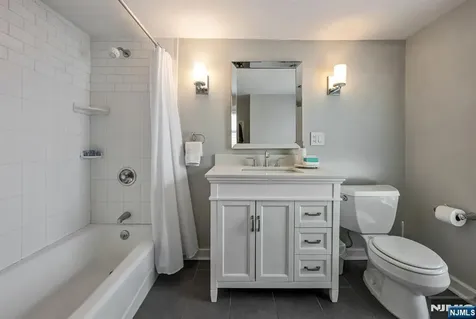 484 Pulis Avenue Franklin Lakes NJ 07417