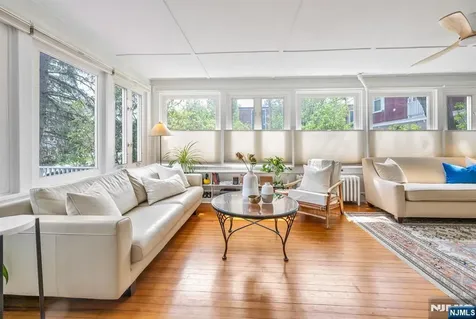 484 Pulis Avenue Franklin Lakes NJ 07417