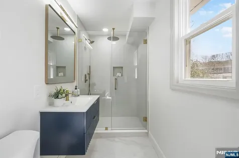 183 Wyckoff Avenue Wyckoff NJ 07481