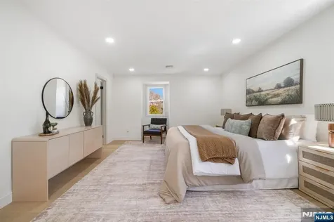 183 Wyckoff Avenue Wyckoff NJ 07481