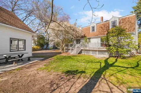 183 Wyckoff Avenue Wyckoff NJ 07481
