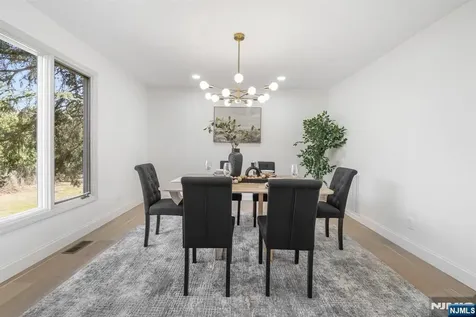 183 Wyckoff Avenue Wyckoff NJ 07481