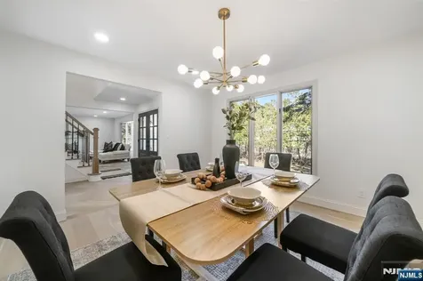 183 Wyckoff Avenue Wyckoff NJ 07481