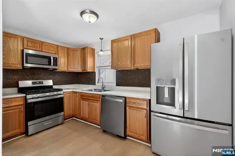 216-218 New Street Orange NJ 07050