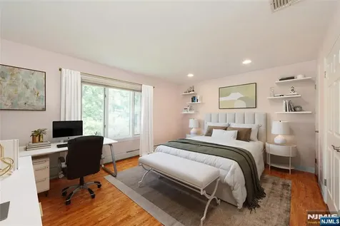 5 Williams Crest Park Ridge NJ 07656