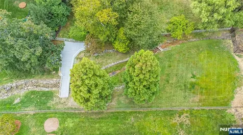 5 Williams Crest Park Ridge NJ 07656